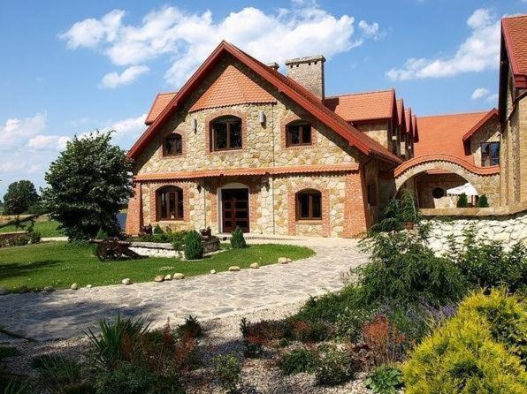 Zajazd Kmicic Zemborzyce Dolne Exterior photo